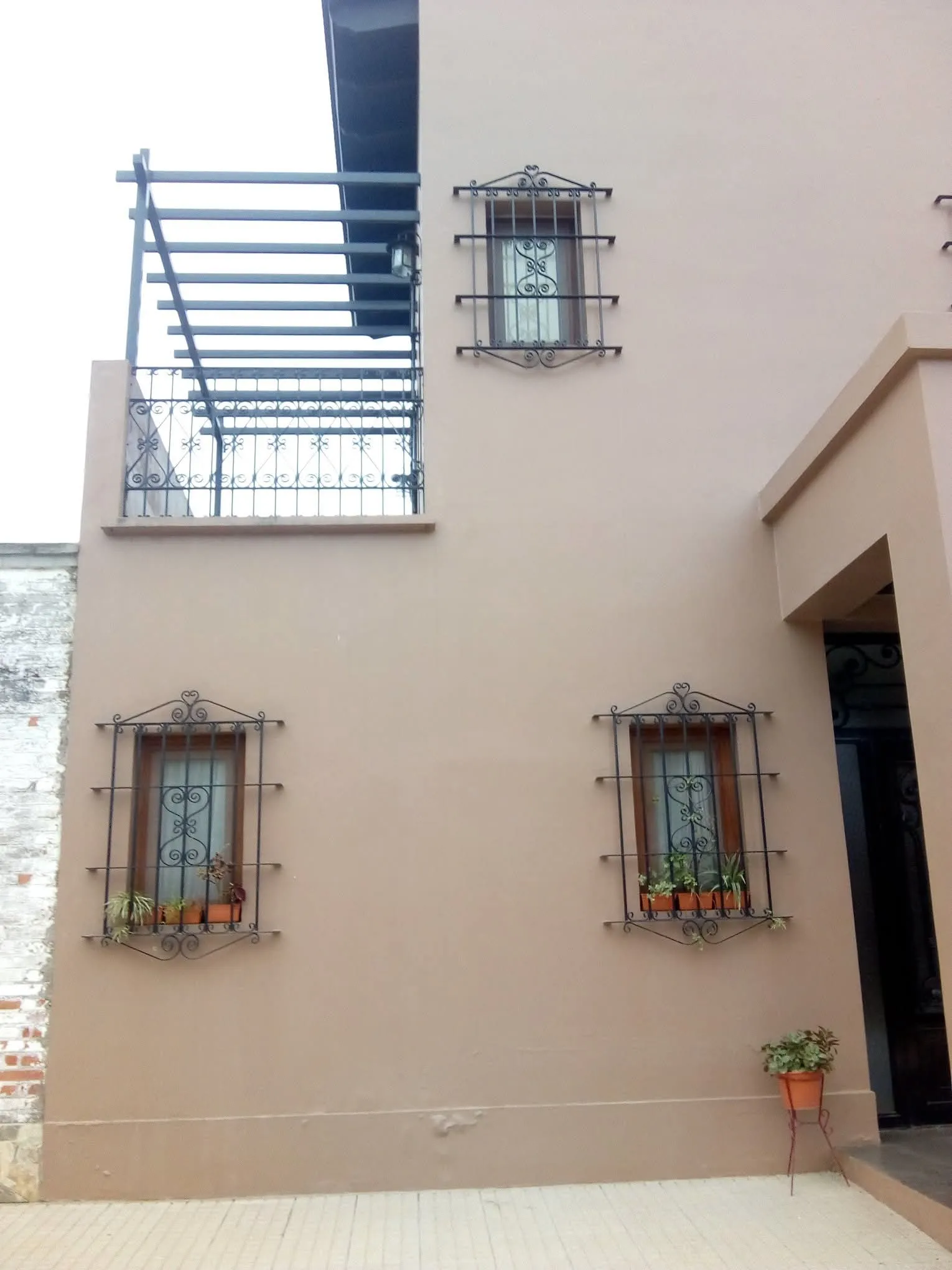 Reja de herrería fabricada por Herrería Valdez.Luis 13