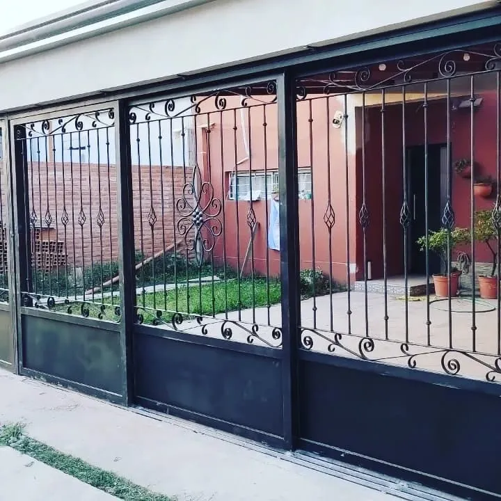 Reja de herrería fabricada por Herrería Valdez.Luis 9